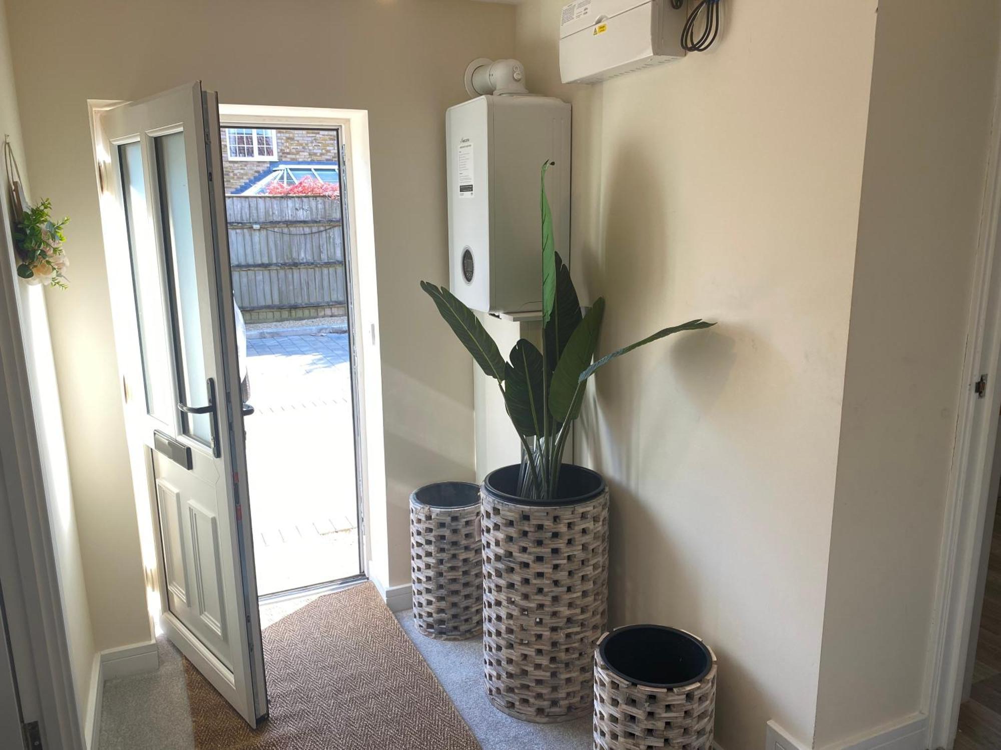 Bath Rd Villa ケインシャム エクステリア 写真