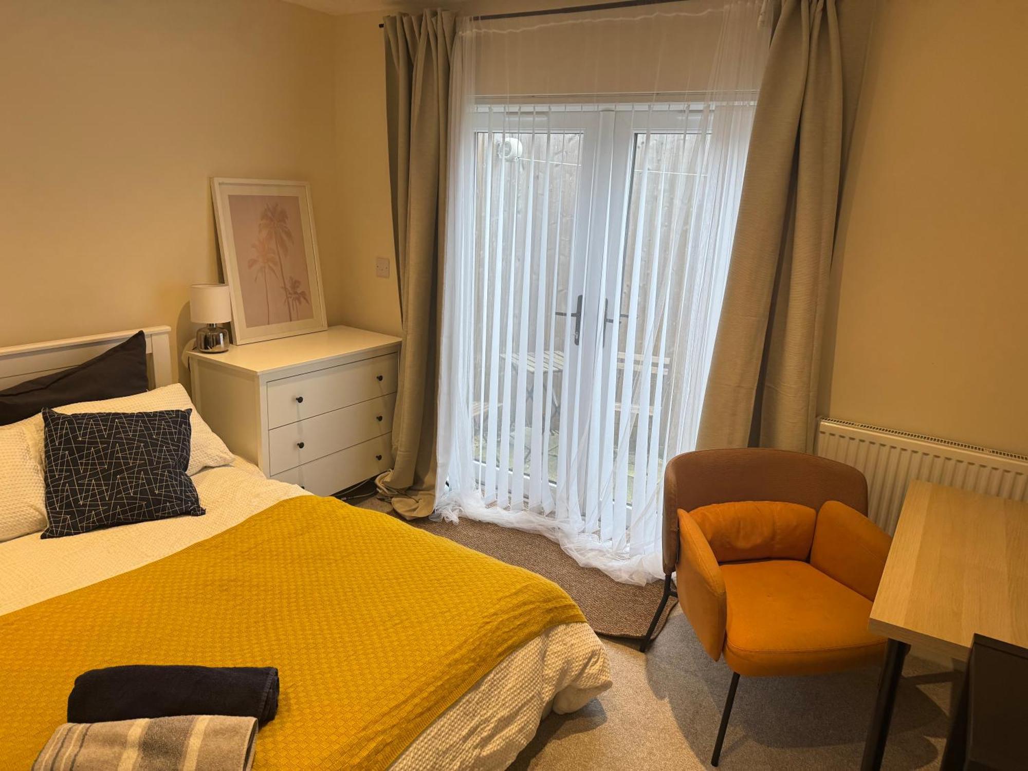 Bath Rd Villa ケインシャム エクステリア 写真